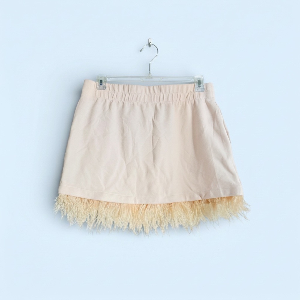 Elegant Cream Mini Skirt with Feathered Hem - Picture 2 of 5